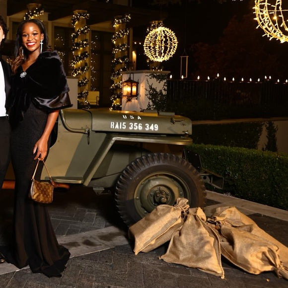 Solace London Black Gown with Lace Bodice - Picture 6 of 6